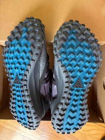 Used Nike ACG Mountain Fly Low bike — image 3 of 6