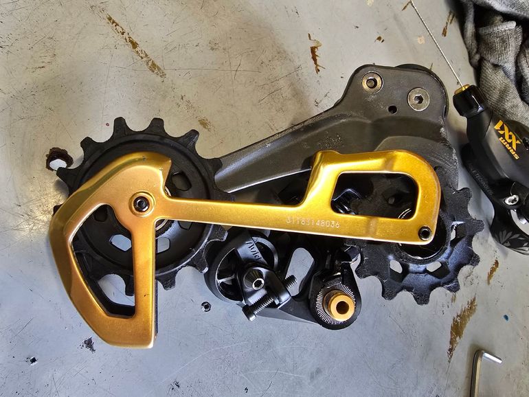 Used Sram XX1 Derailleur bike — image 3 of 5