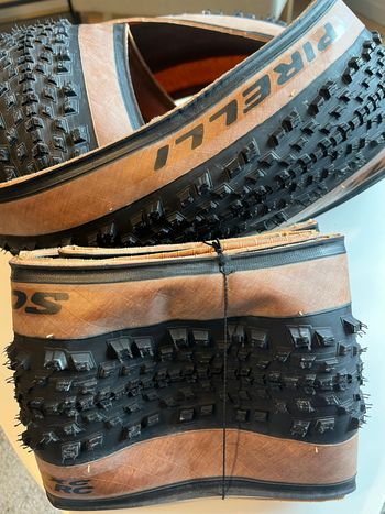 Brugt Pirelli 29X2.4 XC RC bike — billede 4 af 4