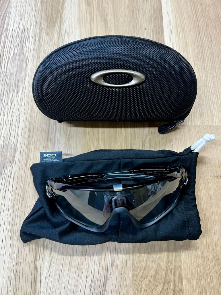 Used Oakley jawbreaker bike — image 1 of 4
