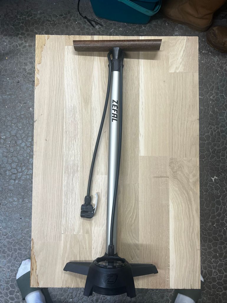 Used Zefal Pompe à pied digital bike — image 1 of 5