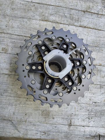 Used Shimano cs r 9200 2026 Drivetrain & Pedals
