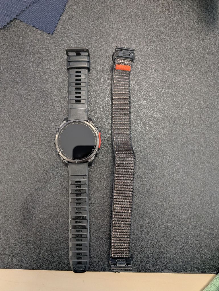 Used Garmin fēnix 8 GPS Watch 2025 bike — image 5 of 5
