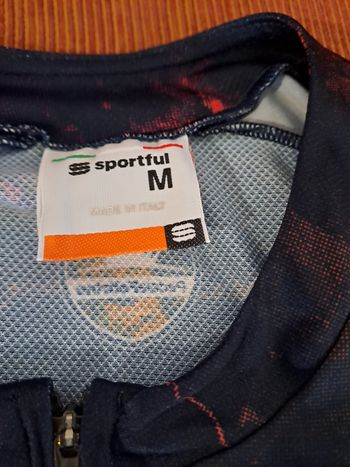 Used Sportful Dolomiti Race - Bomber jersey bike — image 5 of 5