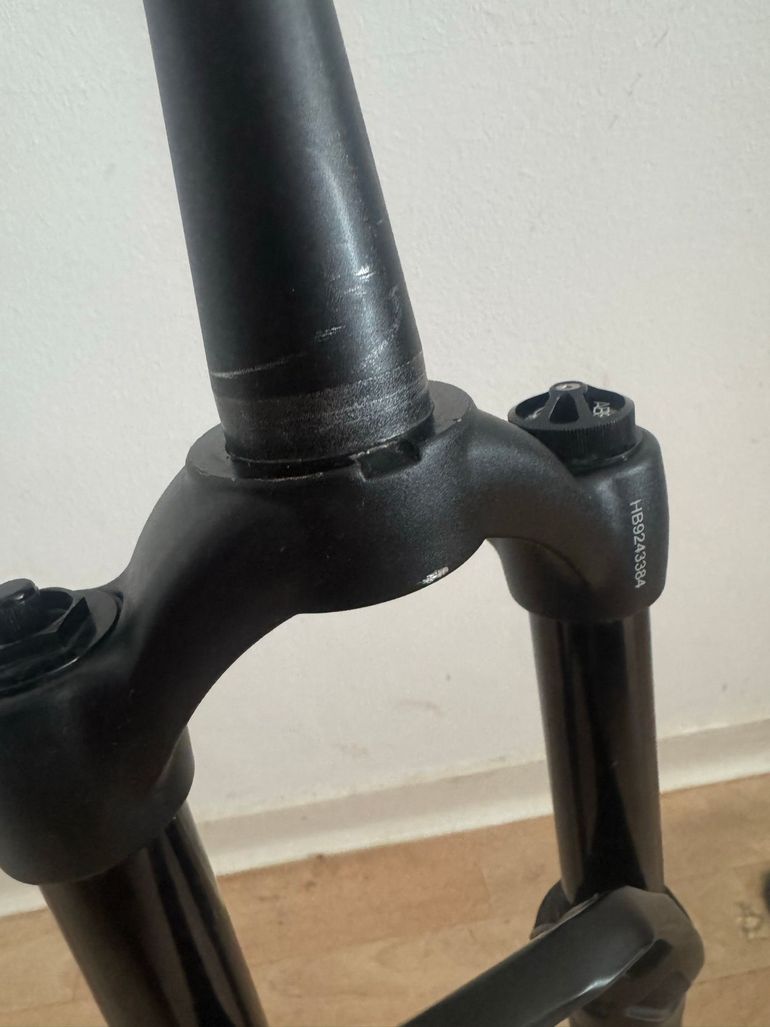 Used Manitou Cricus Expert 2024 bike — image 6 of 9