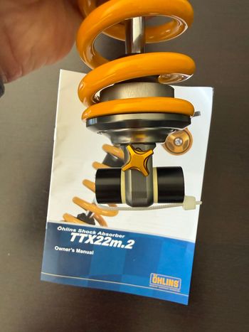 Used Öhlins TTX22 M.2 Coil Shock bike — image 5 of 6