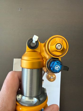 Used Öhlins TTX22 M.2 Coil Shock bike — image 4 of 6
