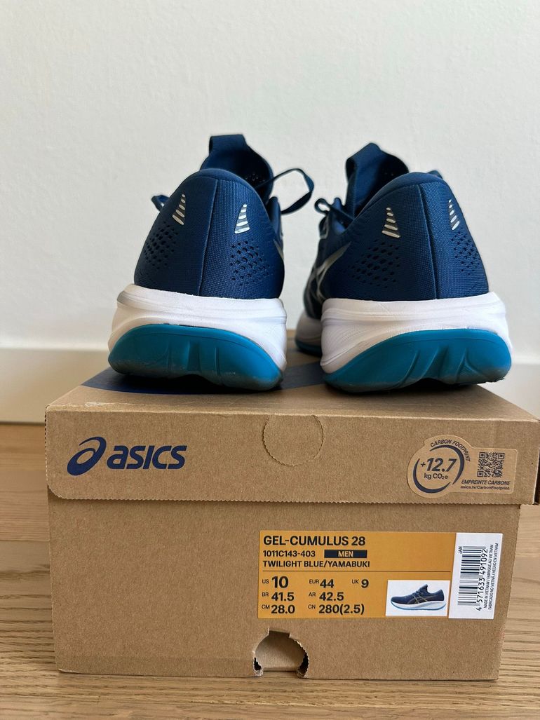 Used Asics Gel-Cumulus 28 2026 bike — image 2 of 8