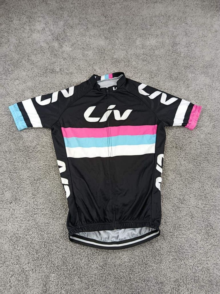 sans voler maillot velo femme taille s -09 7609 cyclisme route respirant olive santa barbara, marque: voler, état: Bon état, taille: S / 36 / 8, 12, 00 € bike d'occasion — image 1 sur 4