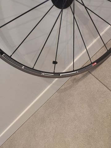 Brugt Dt Swiss R 1700 bike — billede 4 af 4