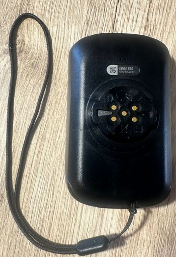 Gebrauchtes Garmin Edge 830 + Varia RTL515 + Speed and Cadence Sensors 2022 bike — Bild 3 von 6