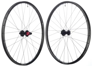 Stans Notubes Crest Carbon CB7 29" 15x100 and 12x148 Boost SRAM XD Wheelset Wheels usato