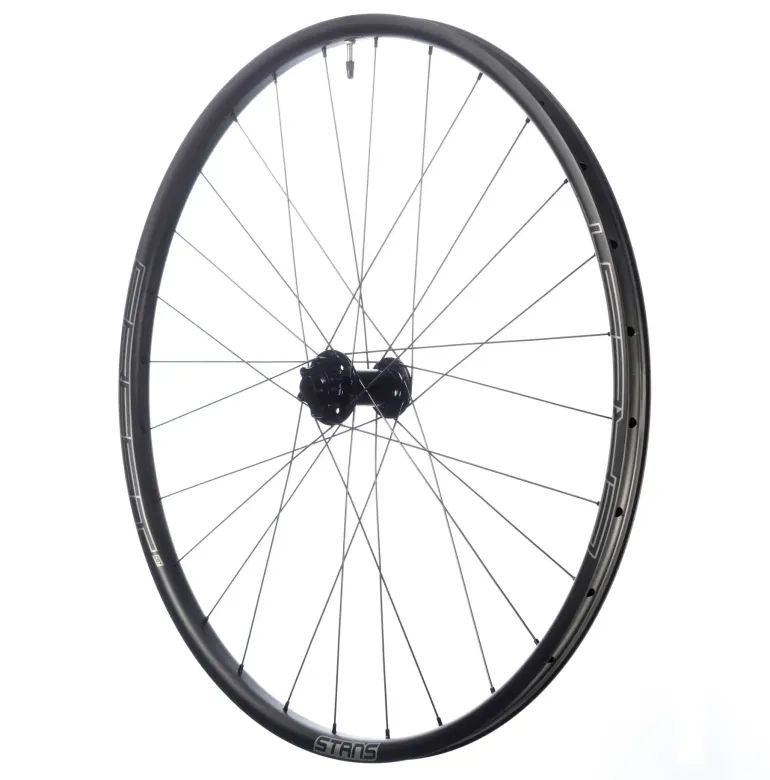 Used Stans Notubes Crest Carbon CB7 29" 15x110 Boost and 12x142 SRAM XD Wheelset bike — image 3 of 9