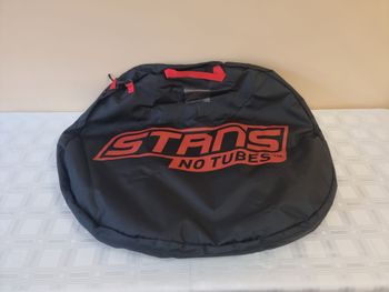 Used Stans Notubes Crest Carbon CB7 29" 15x110 Boost and 12x142 SRAM XD Wheelset bike — image 9 of 9