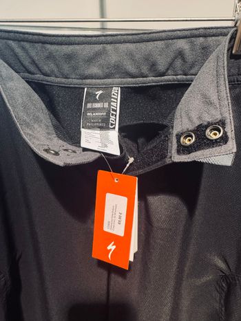 Used Specialized Hose Enduro Comp Short Gr.38 schwarz bike — image 5 of 5