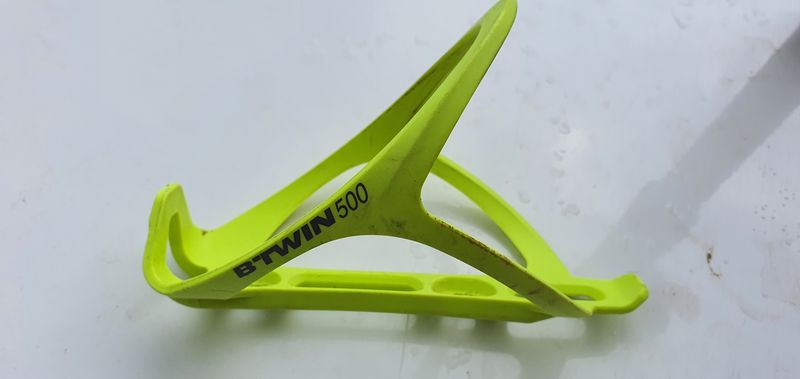 Used BTWIN Porte-bidon plastique jaune Tyres & Tubes