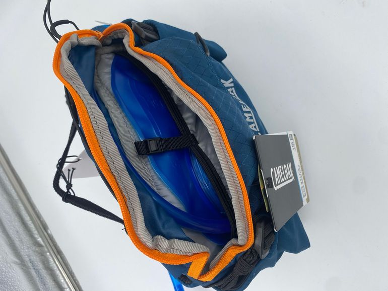 Used Camelbak marsupio M.U.L.E 5 blu 2026 bike — image 4 of 5
