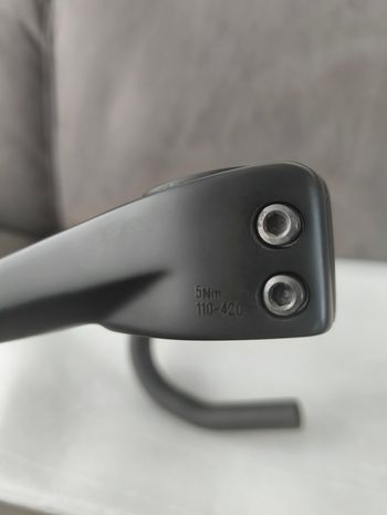 Używany Megamo Cintre intégré carbone 110x420 2025 bike — zdjęcie 3 z 5