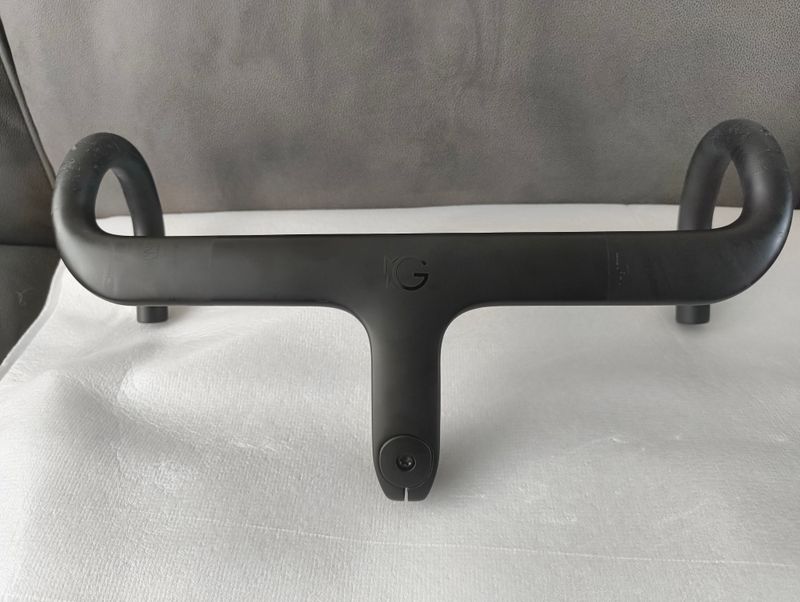 Used Megamo Cintre intégré carbone 110x420 2025 Cockpit