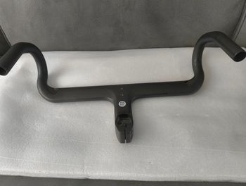 Używany Megamo Cintre intégré carbone 110x420 2025 bike — zdjęcie 2 z 5