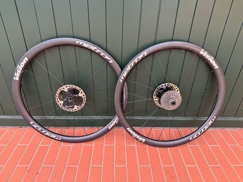 Used Vision Metron 40 SL Disc Tubeless Wheels
