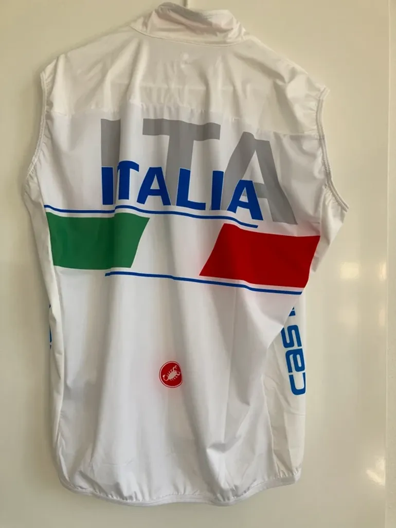 Used Castelli Windbreaker Jacket bike — image 3 of 4