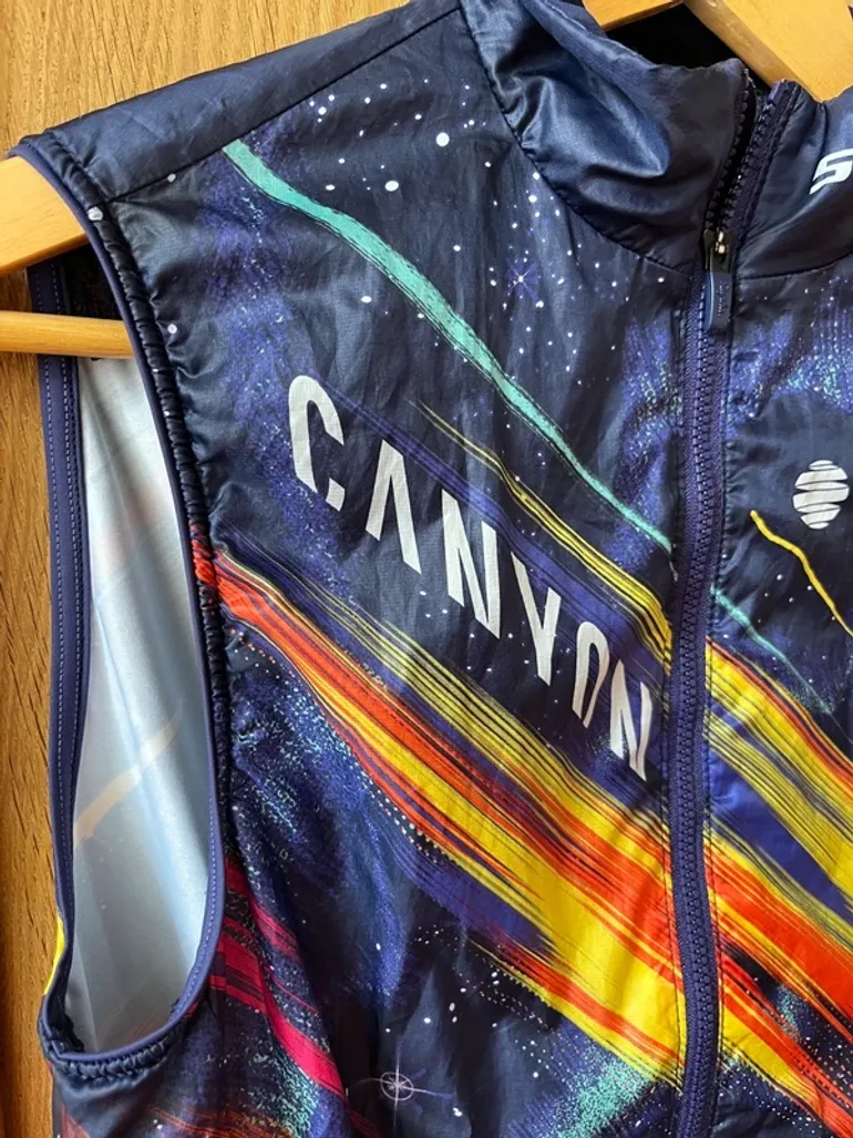 Used Canyon Rapha Weste Fahrradweste bike — image 3 of 5
