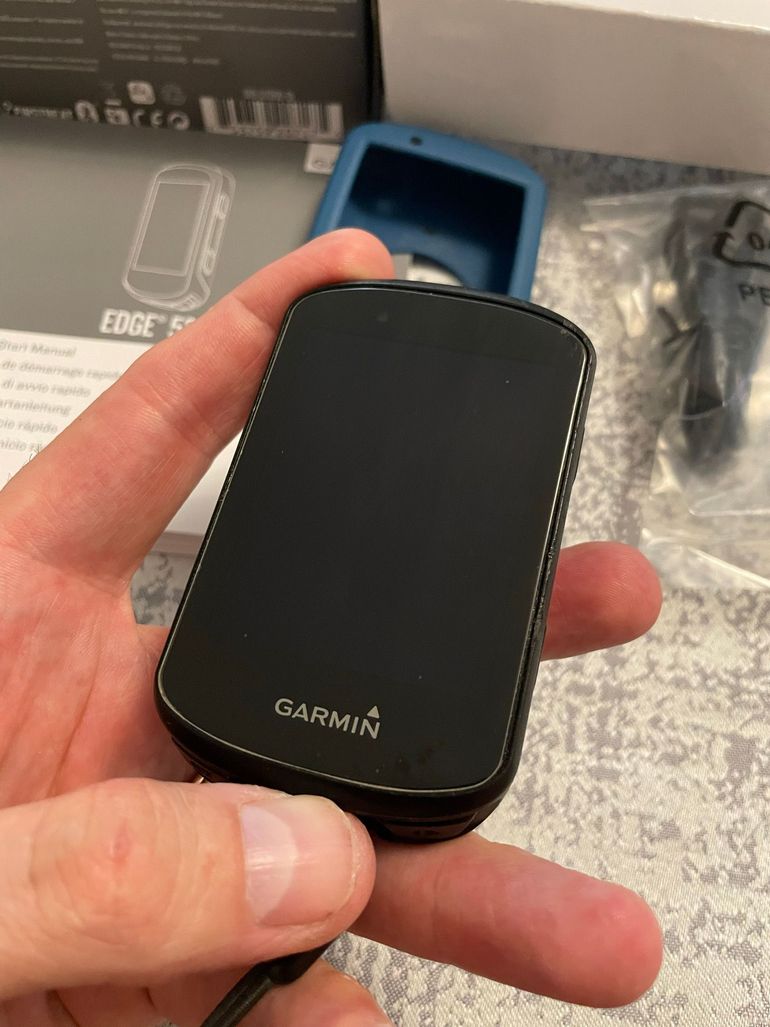 Used Garmin Edge 530 GPS Cycling Computer bike — image 3 of 5