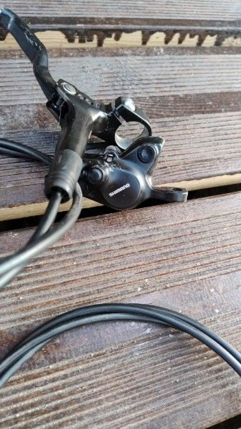Used Shimano MT-200 Hydraulic Disc Brake bike — image 4 of 4