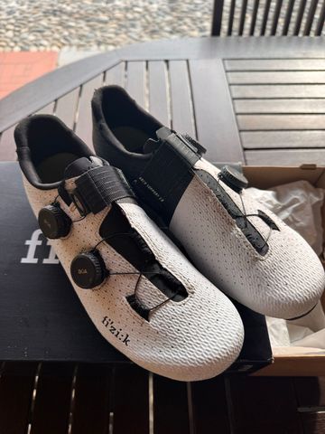 Fizik Vento Cycling Shoes usato