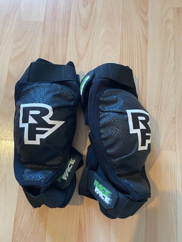 Použité Race Face Knieschoner Cycling Clothing