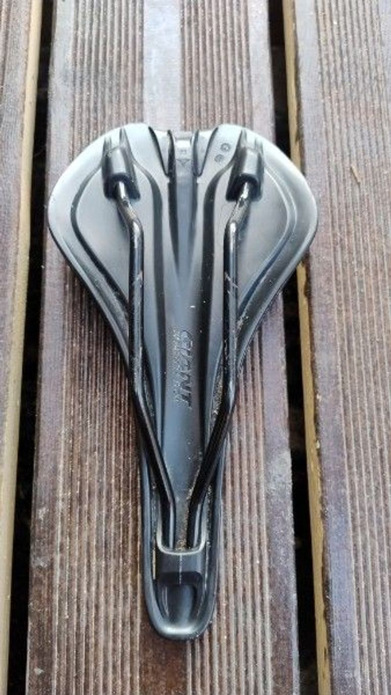 Giant Grit Saddle bike d'occasion — image 5 sur 5