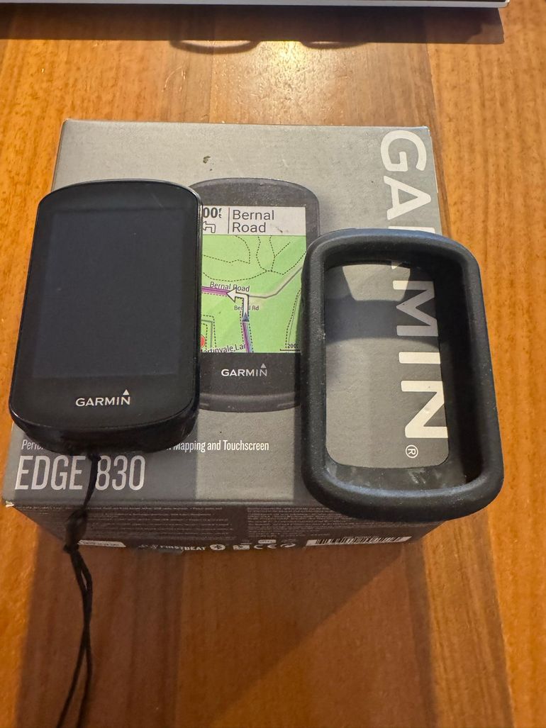 Gebrauchtes Garmin Edge 830 GPS Cycling Computer bike — Bild 1 von 2