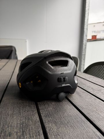 Brugt Van Rysel ROADR 500 MIPS Helmet 2024 bike — billede 2 af 4