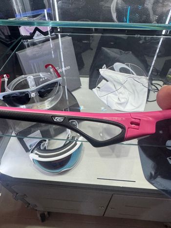 Used Oakley Sphaera Neon Pink 2026 bike — image 2 of 3