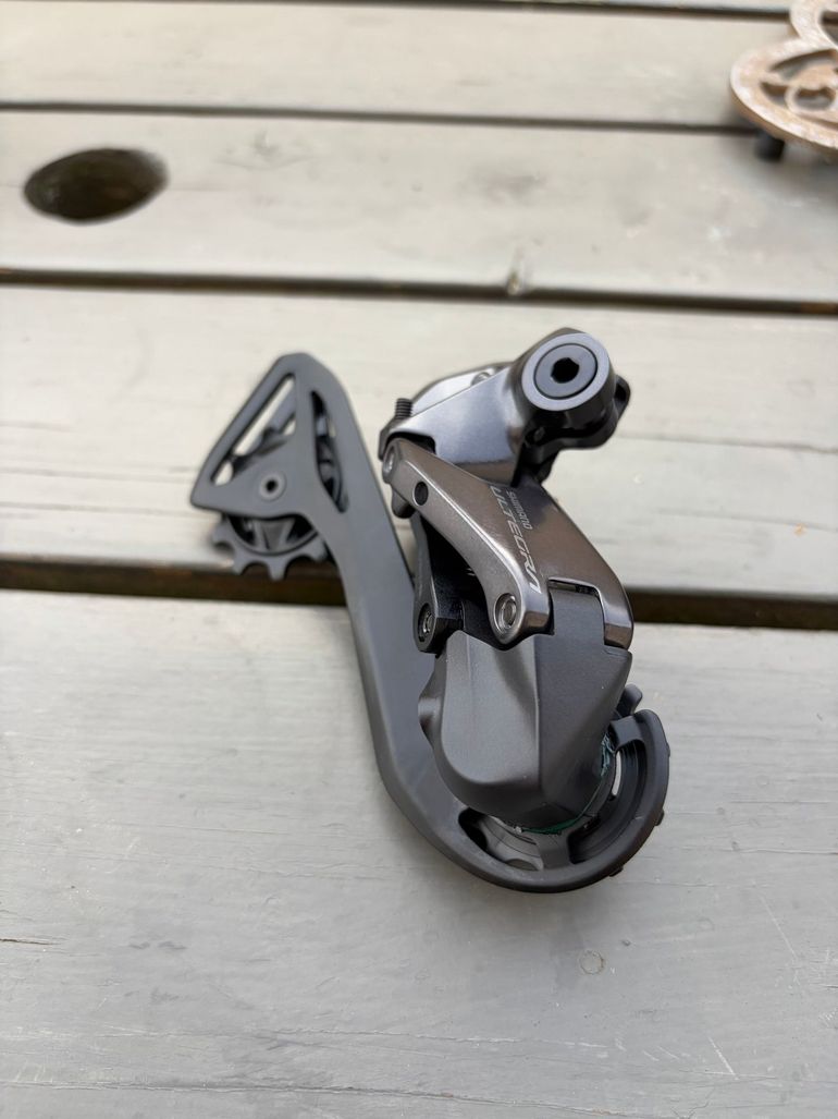 Tweedehands Shimano Ultegra Di2 Rear Derailleur bike — afbeelding 3 van 3