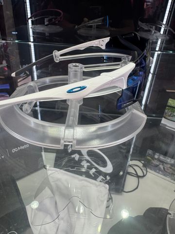 Gebrauchtes Oakley Cybr Zero Sunglasses bike — Bild 2 von 4