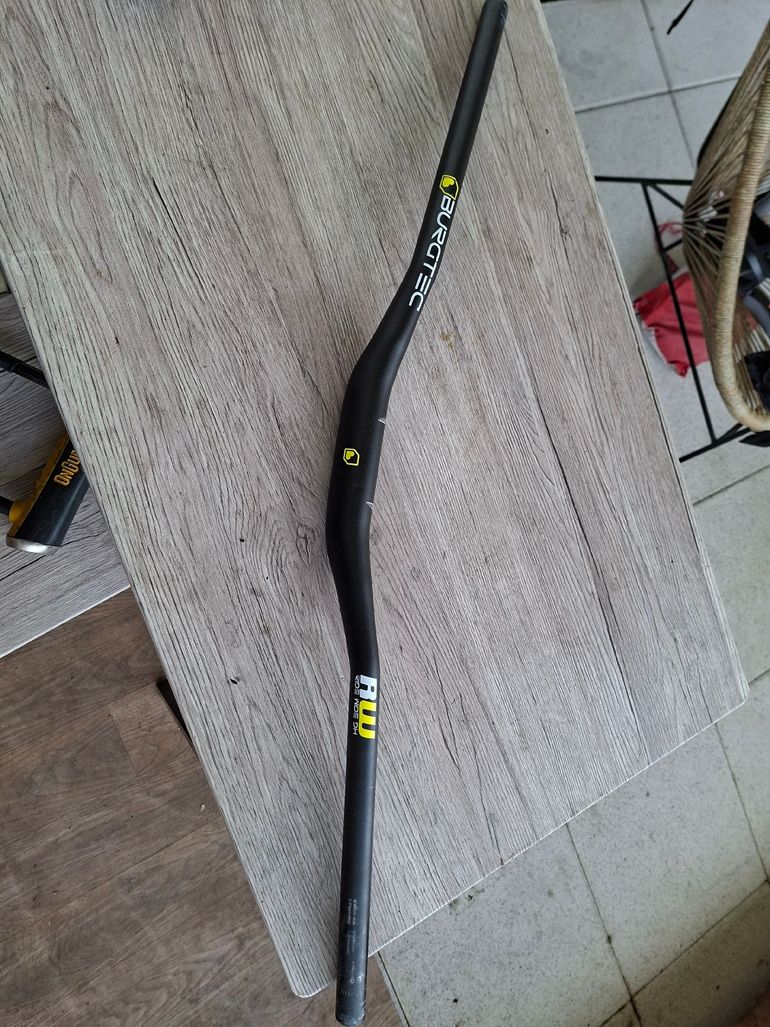 Used Burgtec RideWide DH 35.0 MTB-Handlebar 800mm 30mm Rise 2025 bike — image 1 of 8