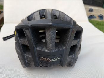 Used Specialized Helmet 2020 bike — image 5 of 7