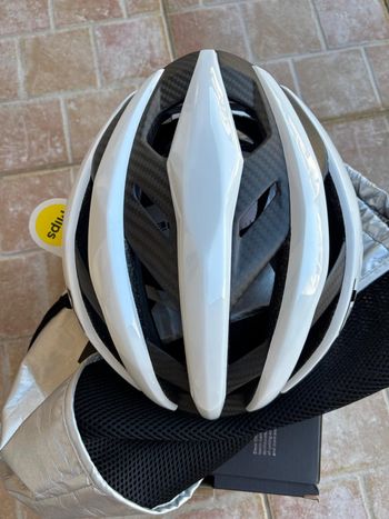 Used MET Trenta 3K Carbon Helmet M 2026 bike — image 5 of 7
