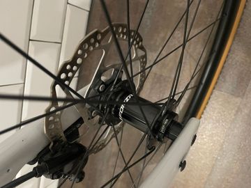 Brugt FORZA Levanto Carbon Wheels 38mm 2025 bike — billede 4 af 16