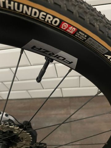 Brugt FORZA Levanto Carbon Wheels 38mm 2025 bike — billede 8 af 16