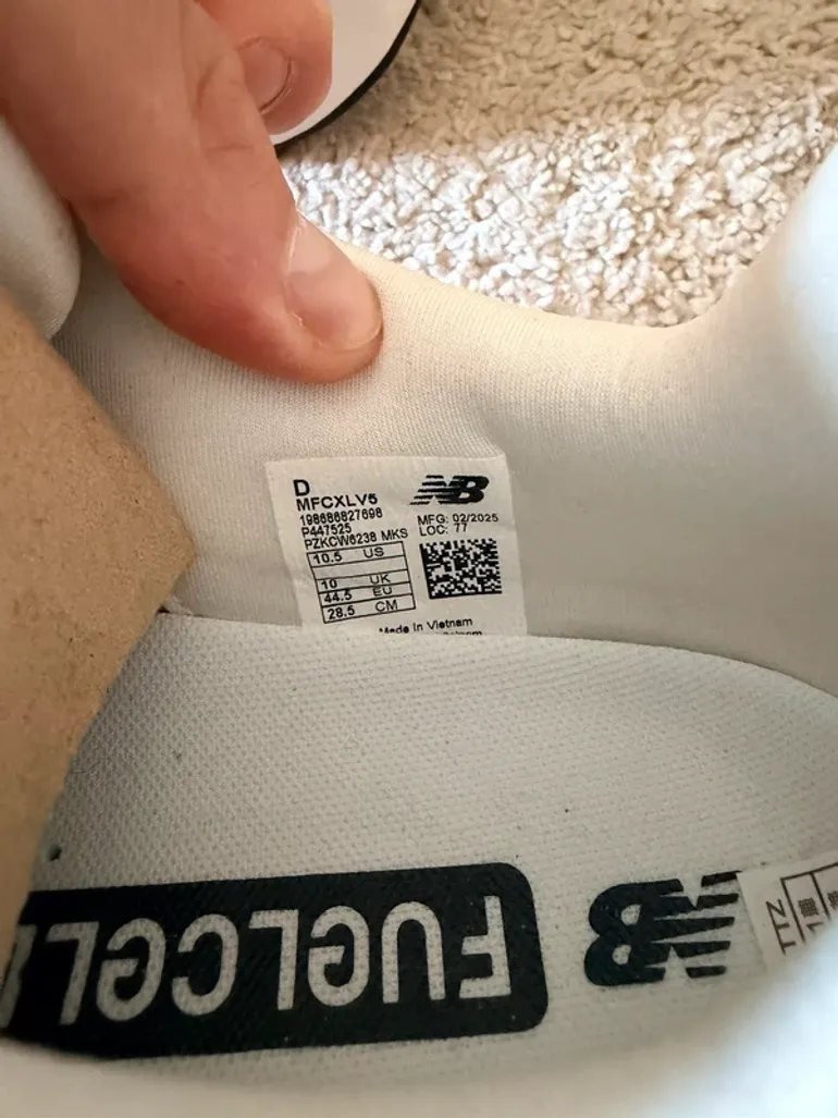 Gebrauchtes New Balance FuelCell Rebel V4 bike — Bild 4 von 4