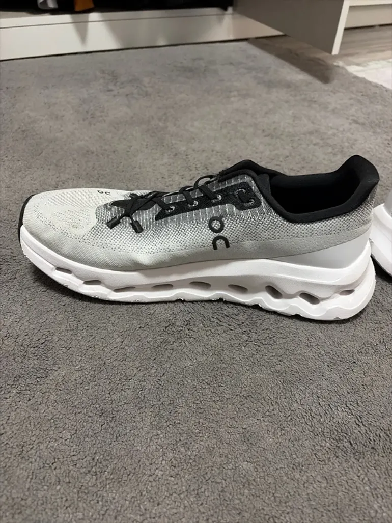 Gebrauchtes On Running Cloud bike — Bild 3 von 4