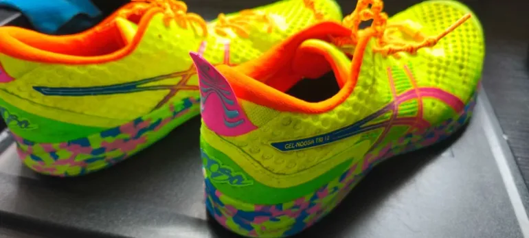 Brugt Asics Gel-Noosa Tri 12 bike — billede 2 af 15