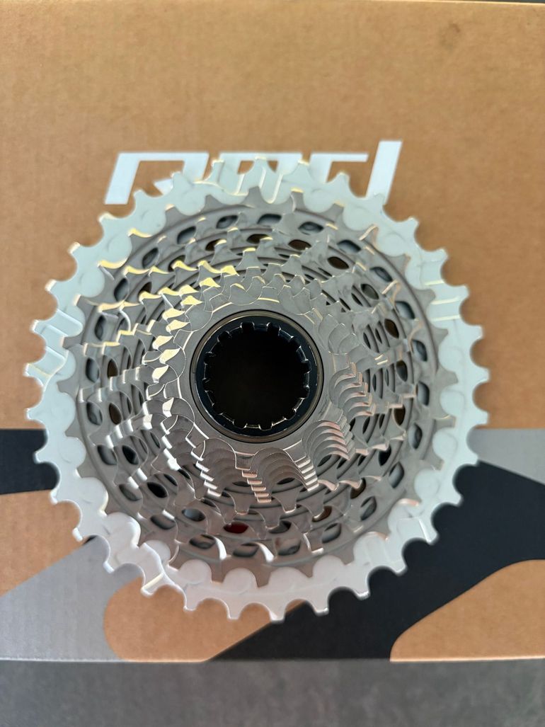 Used Sram Red 10/33 2025 bike — image 1 of 3