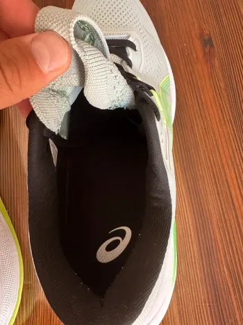 Used Asics Gel Cumulus 28 bike — image 6 of 9