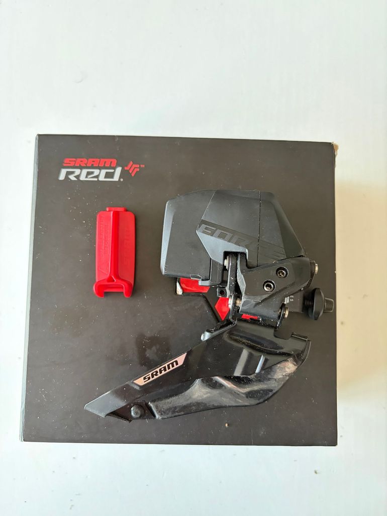 Used Sram Force eTap AXS Front Derailleur bike — image 1 of 2