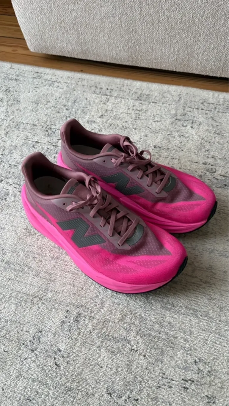 Used New Balance Rebel V5 bike — image 1 of 5