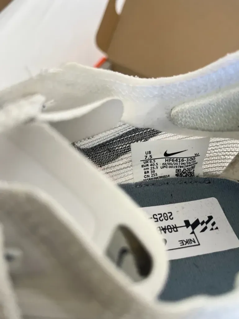 Used Nike zoomX streakfly2 bike — image 3 of 5